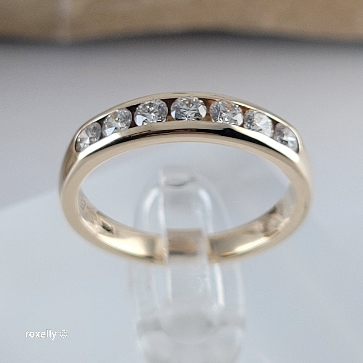 14K Yellow Gold Genuine Diamonds Band Ring Size 6.5 - Solid Gold
