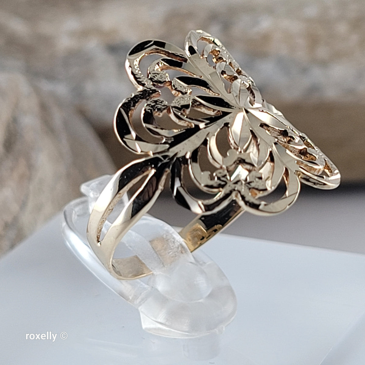 14K Yellow Gold Diamond-Cut Flower Ring Size 7.25 - Solid Gold