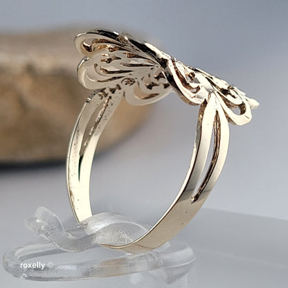 14K Yellow Gold Diamond-Cut Flower Ring Size 7.25 - Solid Gold