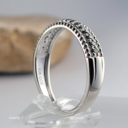 10K White Gold Green Diamonds Infinity Ring Design Size 7 - Solid Gold