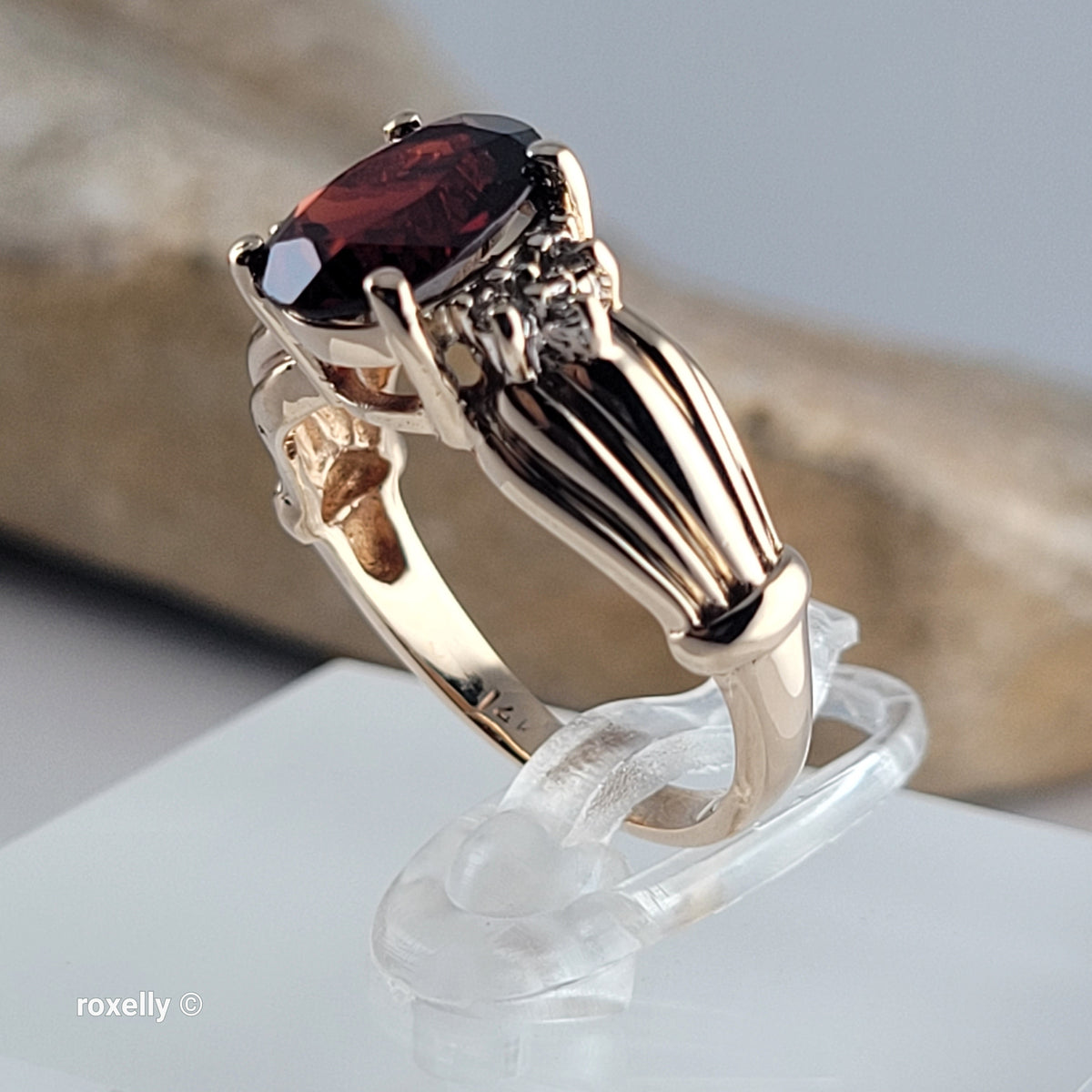 14K Yellow Gold Garnet and Genuine Diamonds Ring Size 5.5 - Solid Gold