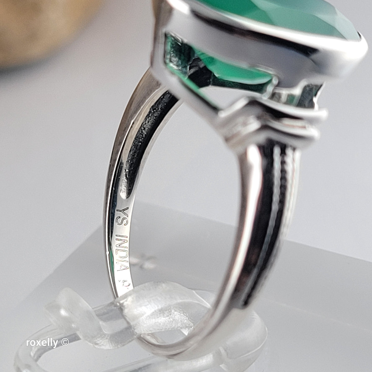 925 Sterling Silver Green Onyx Ring Size 7.75