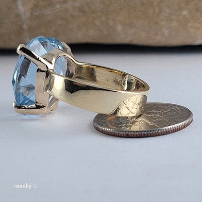 18K Yellow Gold Heart-Shaped Blue Topaz Ring Size 5.75 - Solid Gold