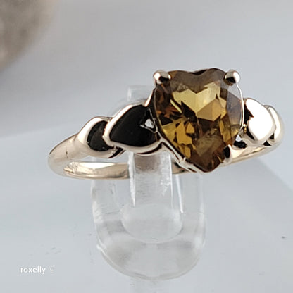 Vintage 10K Yellow Gold Heart-Shaped Citrine Ring Size 5.5 - Solid Gold