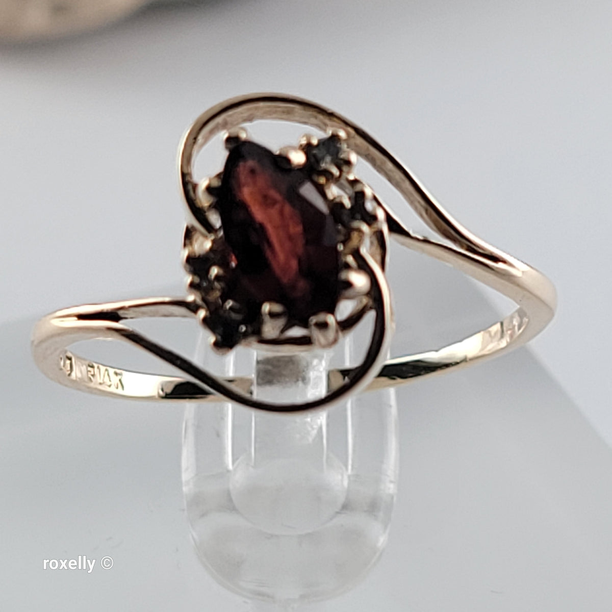 14K Yellow Gold Garnet and Genuine Diamonds Ring Size 9.5 - Solid Gold