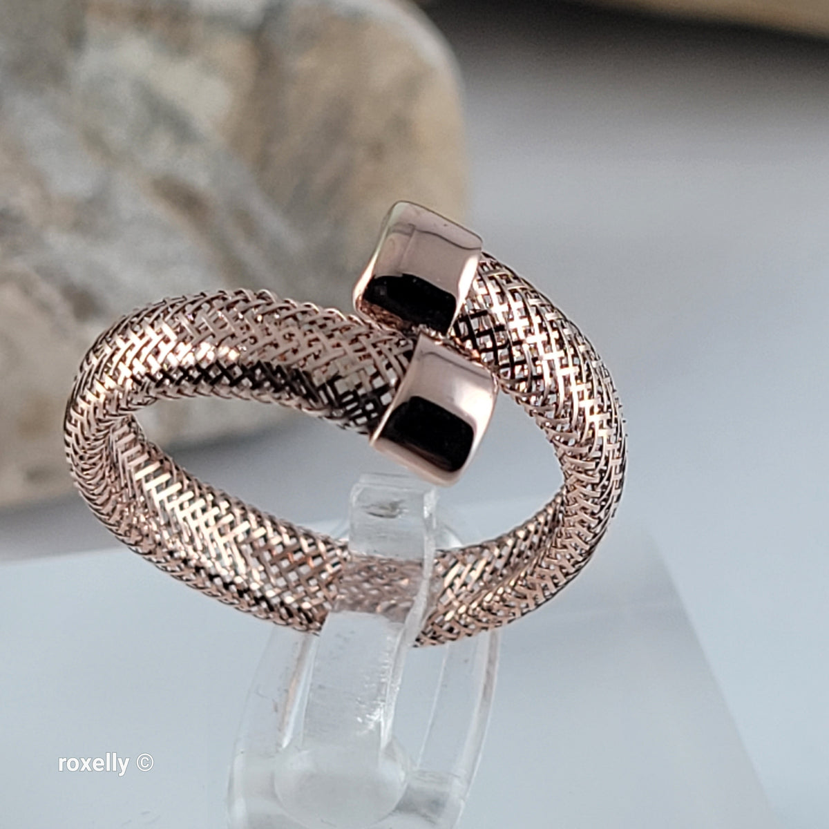 10K Rose Gold Flexible Mesh Ring Size 6.5, Made in Italy - Solid Gold