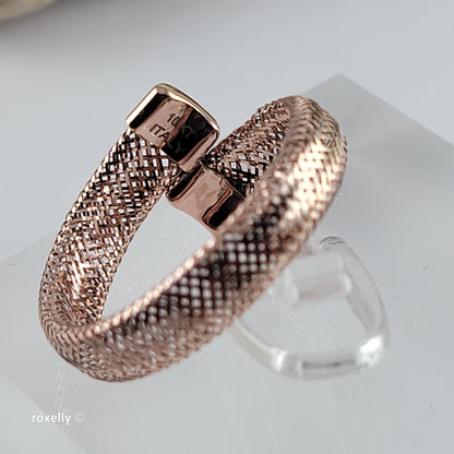 10K Rose Gold Flexible Mesh Ring Size 6.5, Made in Italy - Solid Gold