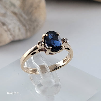 10K Yellow Gold Blue Sapphire & Genuine Diamonds Ring Size 5 - Solid Gold