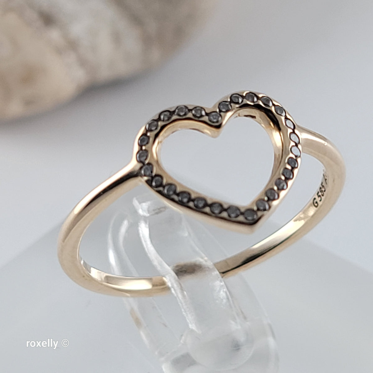 14K Yellow Gold Heart-Shaped Cubic Zirconia Ring Size 8.25 - Solid Gold