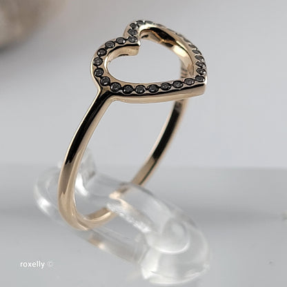 14K Yellow Gold Heart-Shaped Cubic Zirconia Ring Size 8.25 - Solid Gold