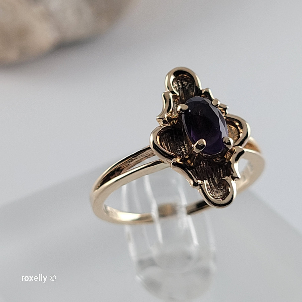 14K Yellow Gold Amethyst Cocktail Ring Size 6 - Solid Gold
