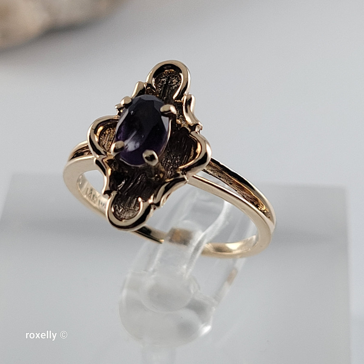 14K Yellow Gold Amethyst Cocktail Ring Size 6 - Solid Gold