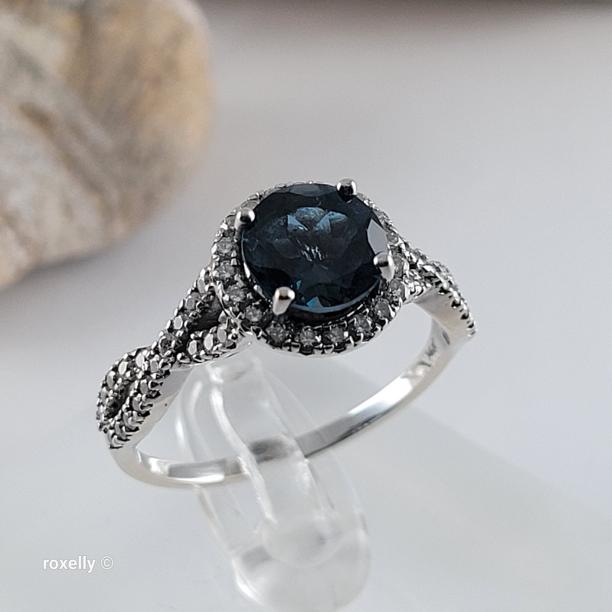 14K White Gold London Blue Topaz & Genuine Diamonds Ring Size 10.5 - Solid Gold