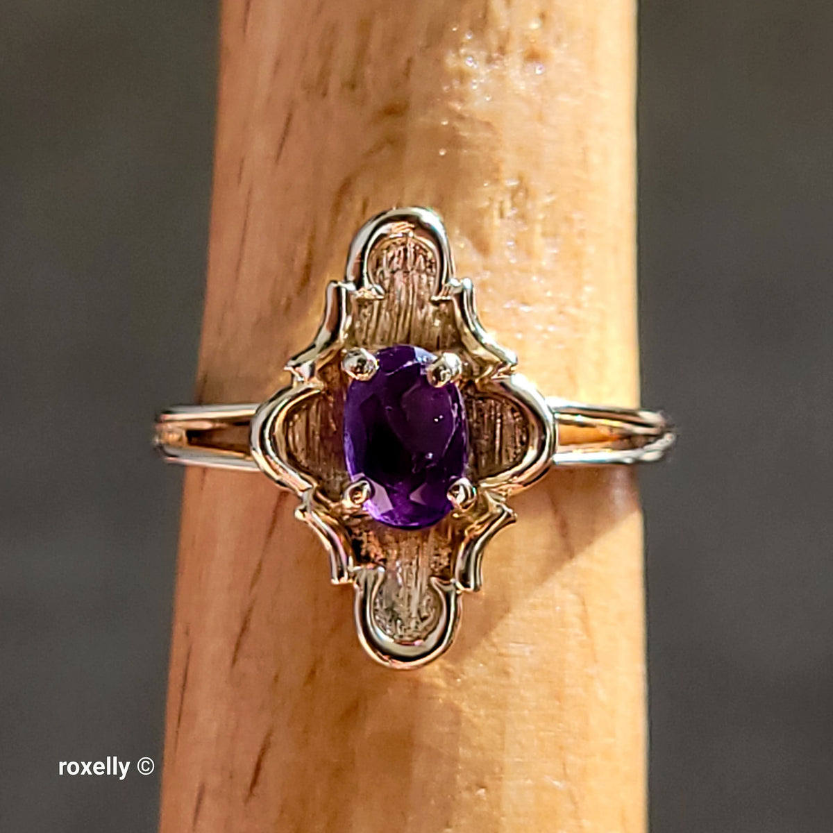 14K Yellow Gold Amethyst Cocktail Ring Size 6 - Solid Gold