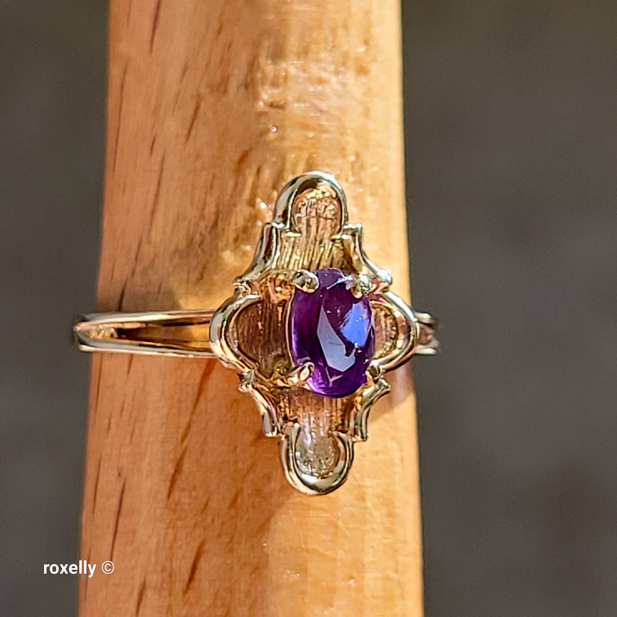 14K Yellow Gold Amethyst Cocktail Ring Size 6 - Solid Gold