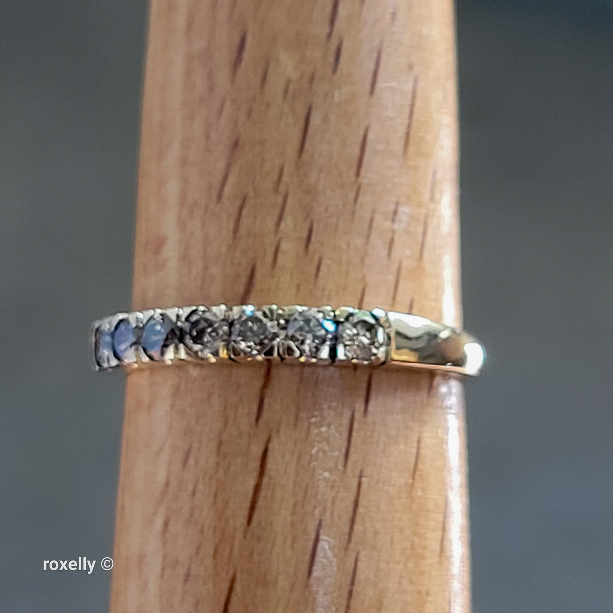 14K Yellow Gold Genuine Diamonds Band Ring Size 7.75 - Solid Gold