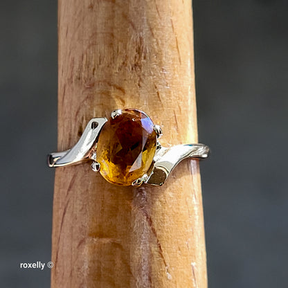 14K Yellow Gold Citrine Gemstone Bypass Ring Size 5.25 - Solid Gold