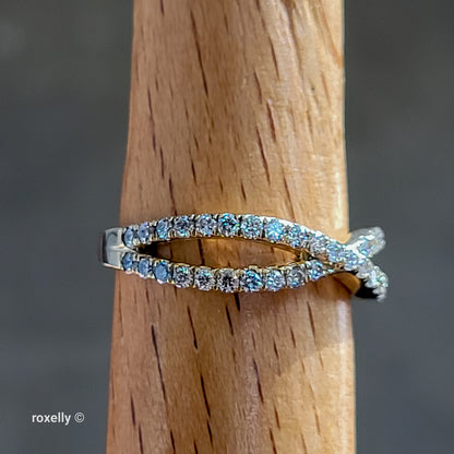14K Yellow Gold Genuine Diamonds Crossover Band Ring Size 6.25 - Solid Gold