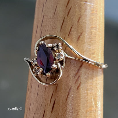 14K Yellow Gold Garnet and Genuine Diamonds Ring Size 9.5 - Solid Gold