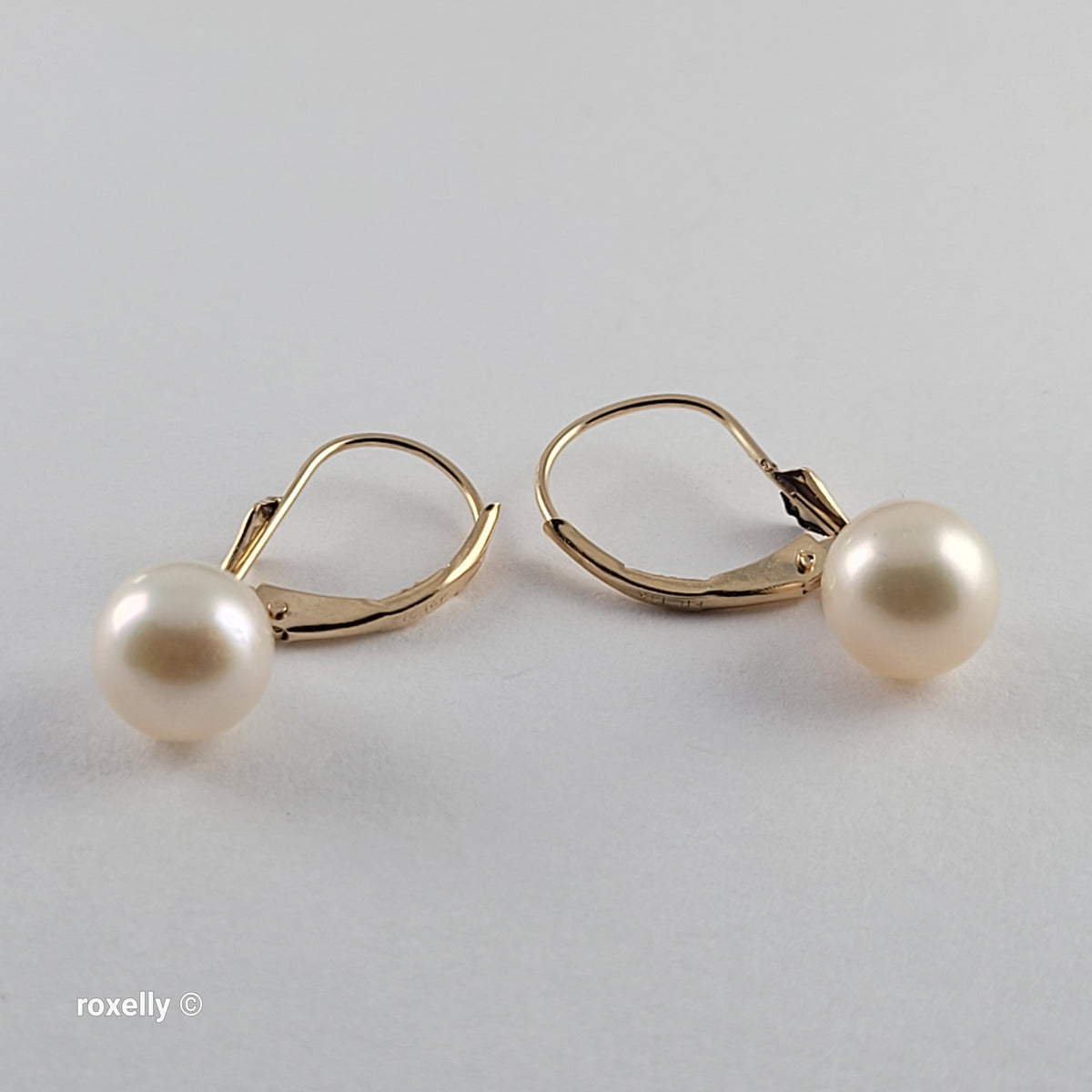 14K Yellow Gold Fresh-Water Pearl Earrings - Solid Gold!