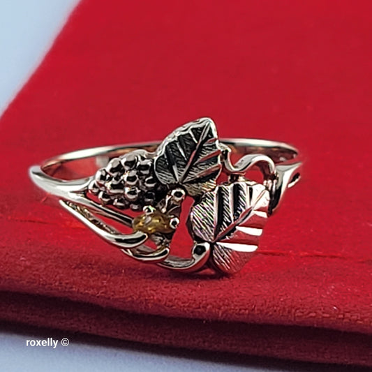 10K Yellow Gold Citrine and Leaves Black Hills Ring Size 6.75 - Solid Gold