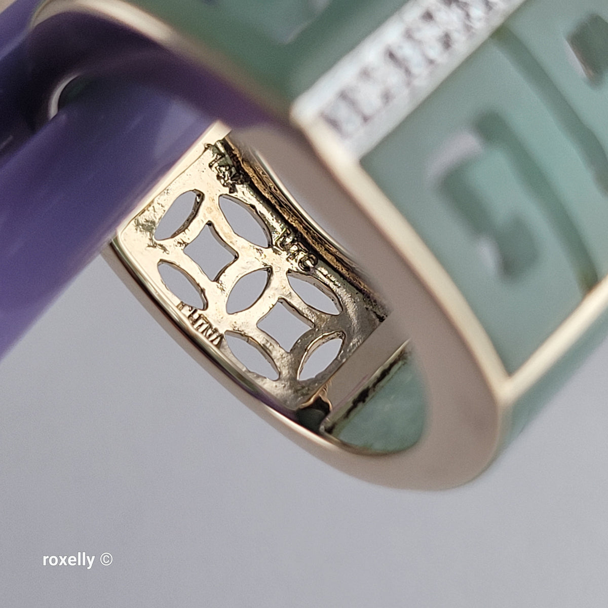 14K Yellow Gold Natural Jade & Genuine Diamonds Ring Size 7 - Solid Gold