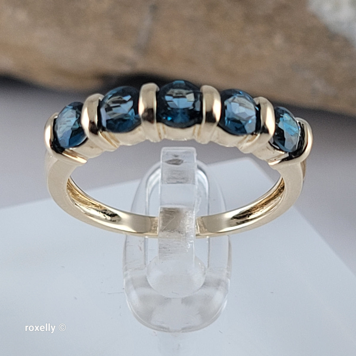 14K Yellow Gold London Blue Topaz Band Ring Size 8 - Solid Gold