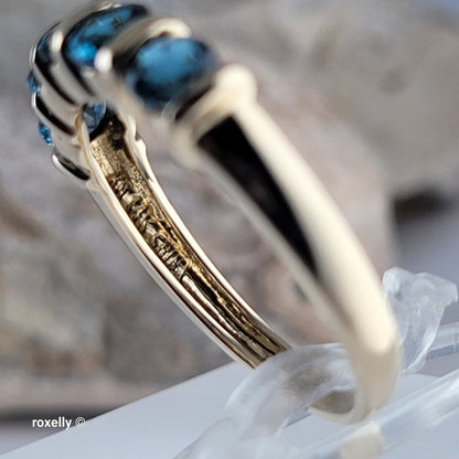 14K Yellow Gold London Blue Topaz Band Ring Size 8 - Solid Gold