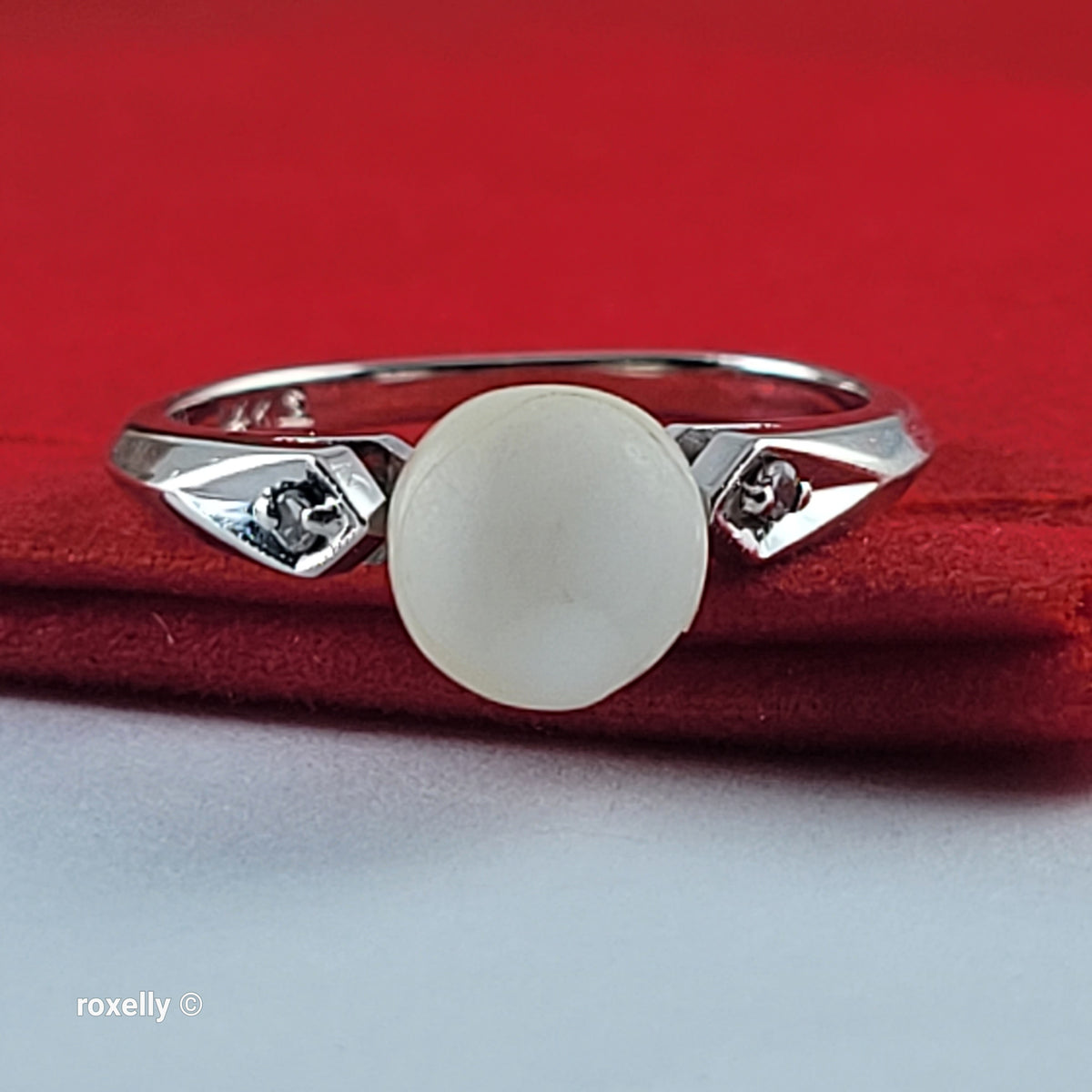 14K White Gold Fresh-Water Pearl and Genuine Diamonds Ring Size 5.5 - Solid Gold