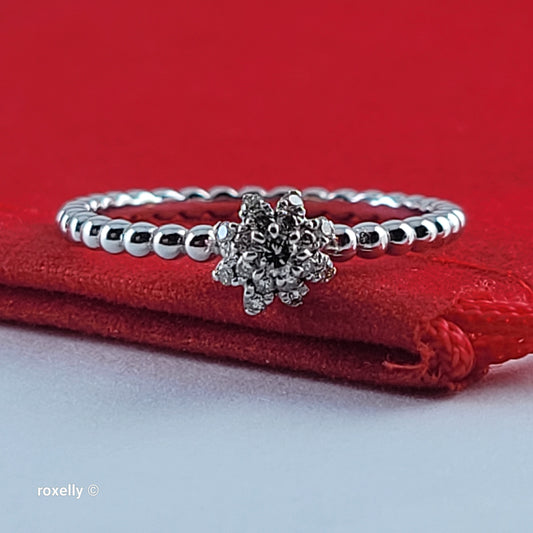 18K White Gold Genuine Diamonds Cluster Ring Size 6 - Solid Gold