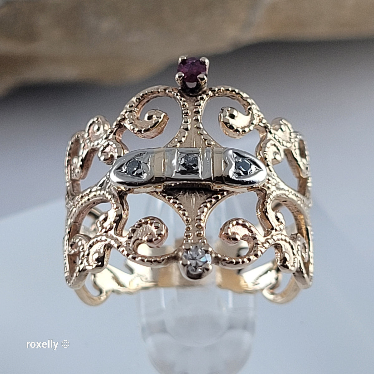 Vintage 14K Yellow Gold Ruby and Genuine Diamonds Filigree Ring Size 5.5 - Solid Gold