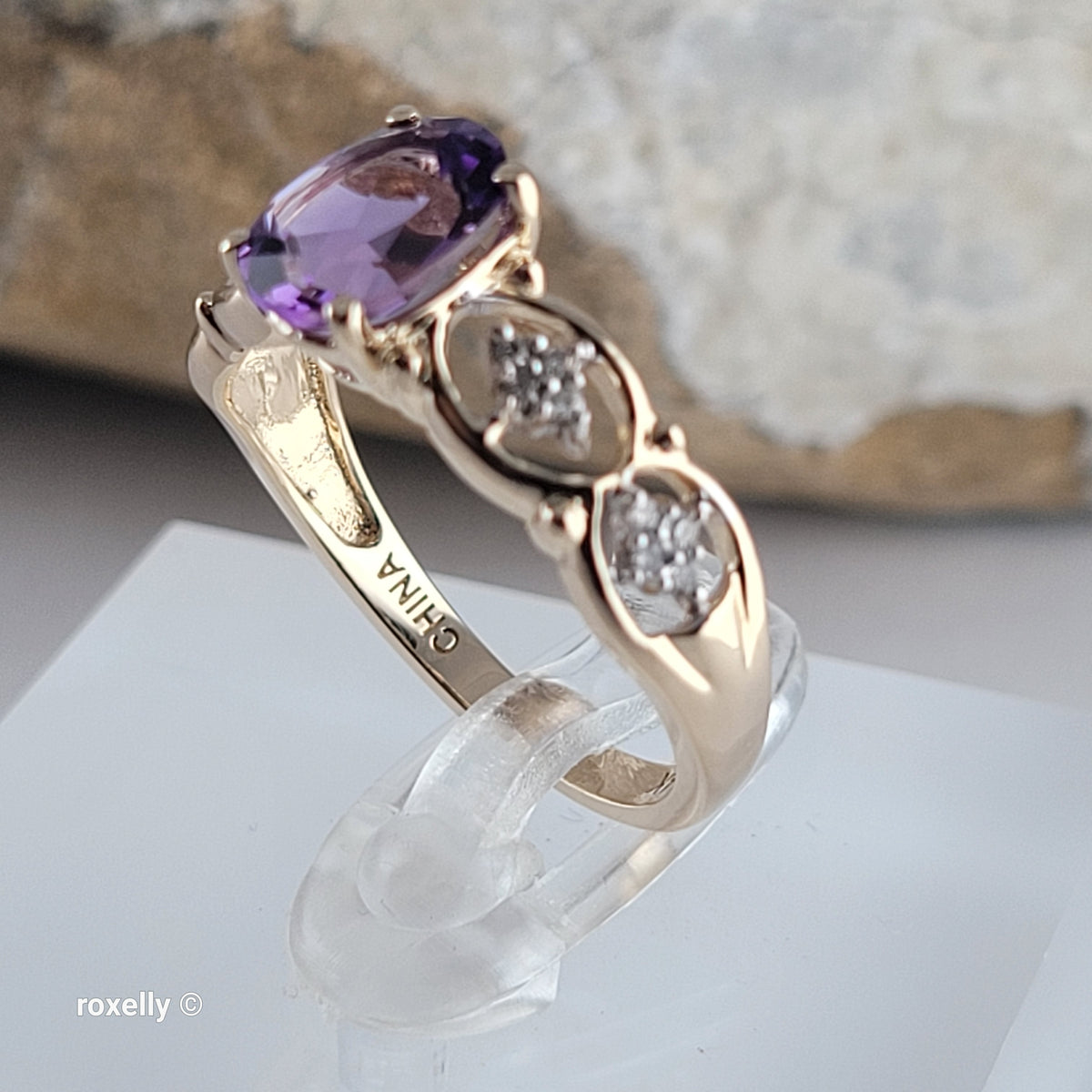14K Yellow Gold Amethyst and Genuine Diamonds Ring Size 7 - Solid Gold