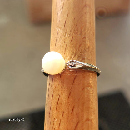 14K White Gold Fresh-Water Pearl and Genuine Diamonds Ring Size 5.5 - Solid Gold