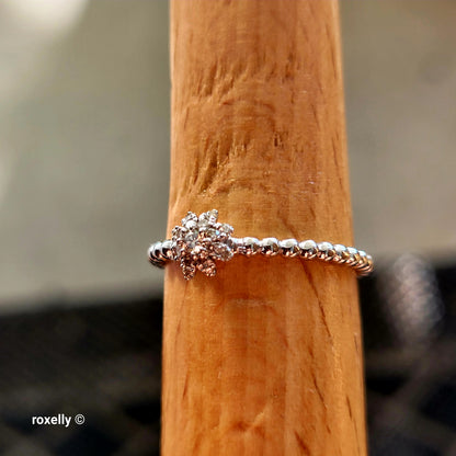18K White Gold Genuine Diamonds Cluster Ring Size 6 - Solid Gold