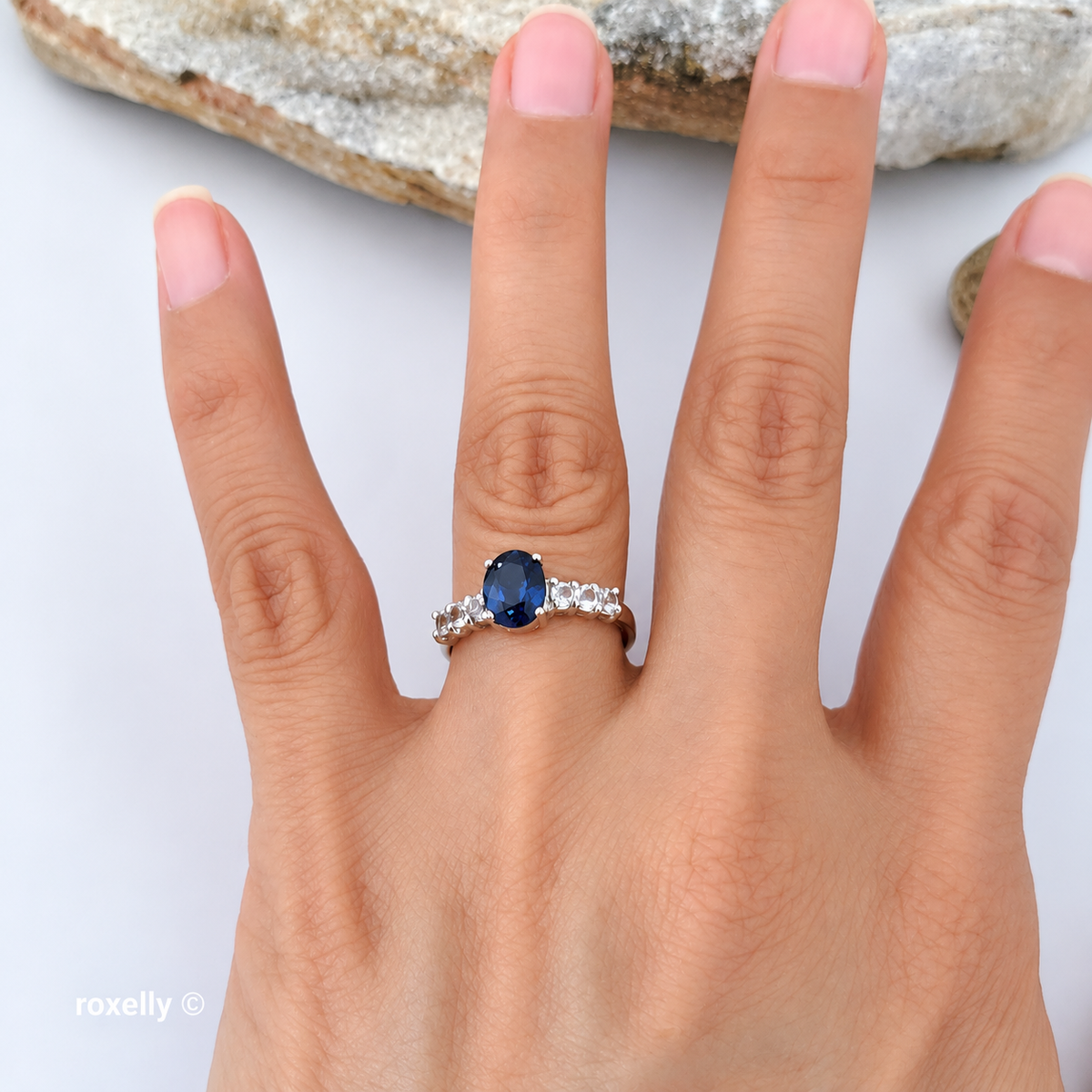 14K Yellow Gold Iolite and White Topaz Gemstones Size 6.75 - Solid Gold