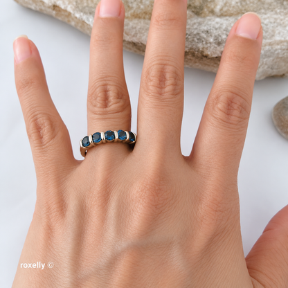 14K Yellow Gold London Blue Topaz Band Ring Size 8 - Solid Gold