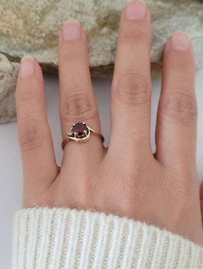 10K Yellow Gold Garnet and Diamond Ring Size 6.5, Solid Gold