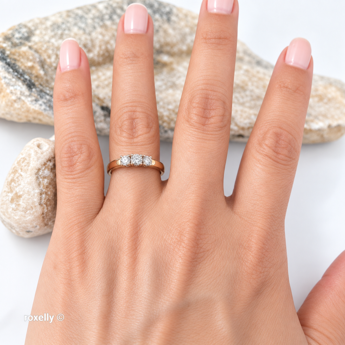 14K Yellow Gold Genuine Diamonds Band Ring Size 7 - Solid Gold