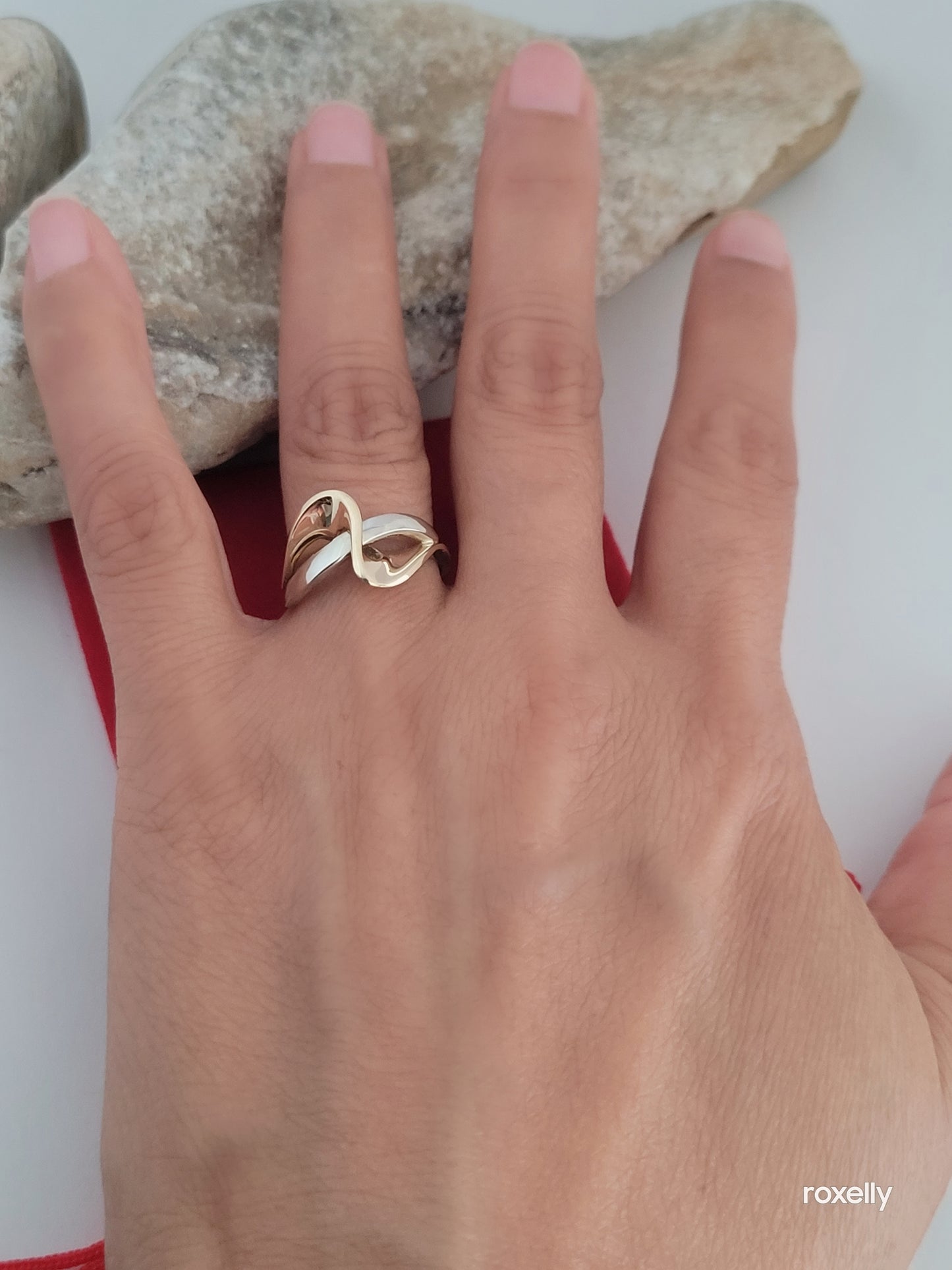 ❤️14k Size 6.5 Elegant Solid White and Yellow Gold Cocktail Ring!