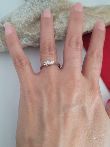 ❤️14k Size 7 Beautiful Solid White Gold Genuine Diamonds Ring!