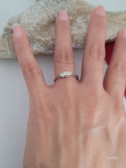 ❤️14k Size 7 Beautiful Solid White Gold Genuine Diamonds Ring!