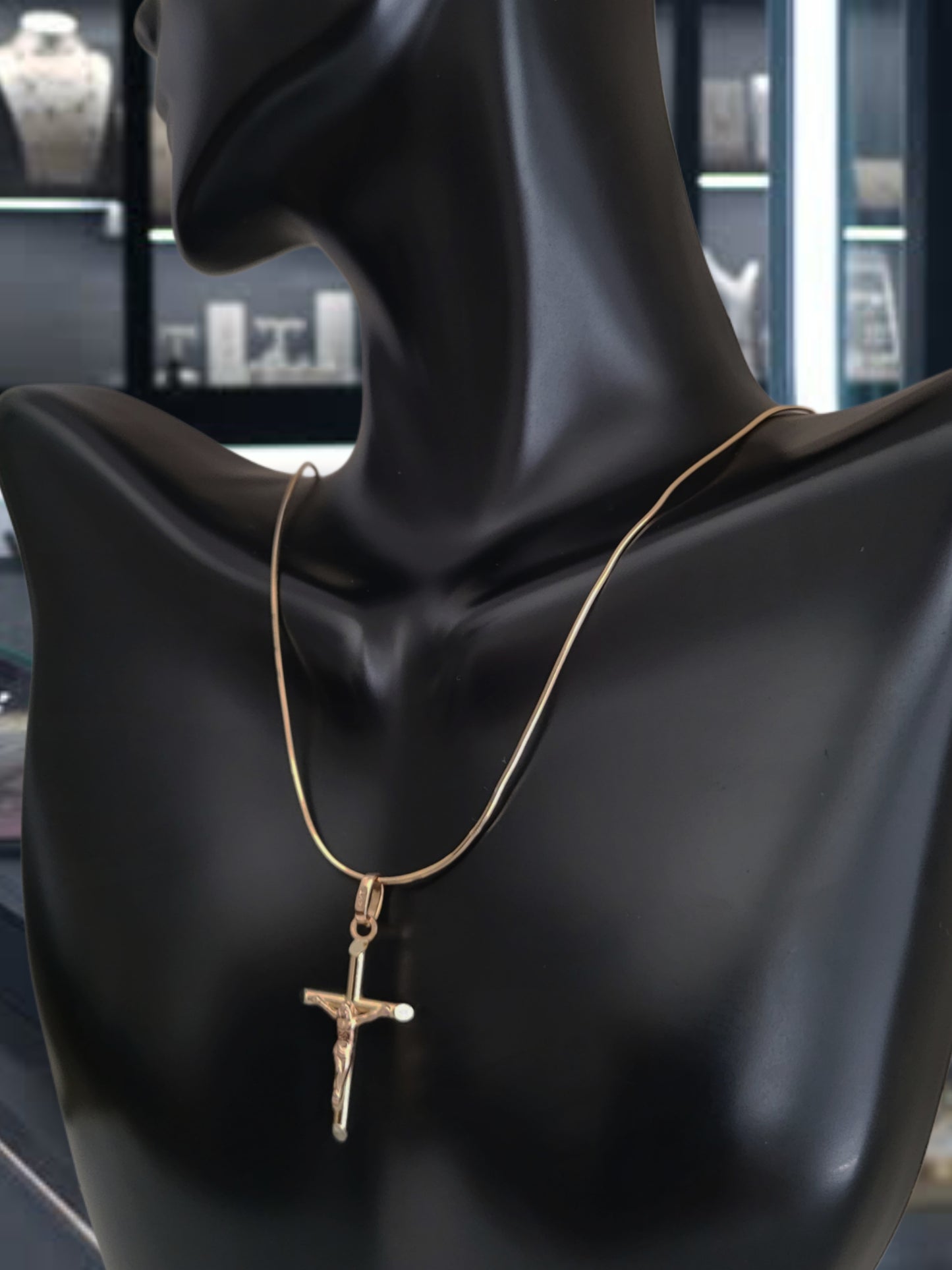 ❤️14k Small Solid Yellow Gold Crucifix Pendant!