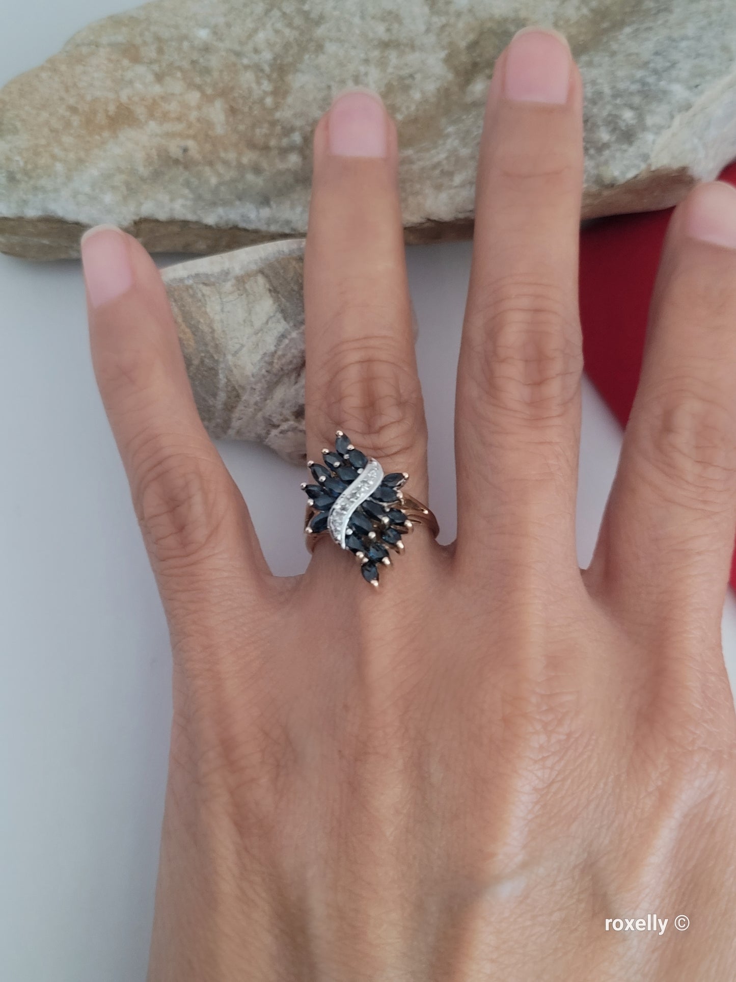 ❤️10k Size 5.75 Precious Solid Yellow Gold Sapphire and Diamond Ring!