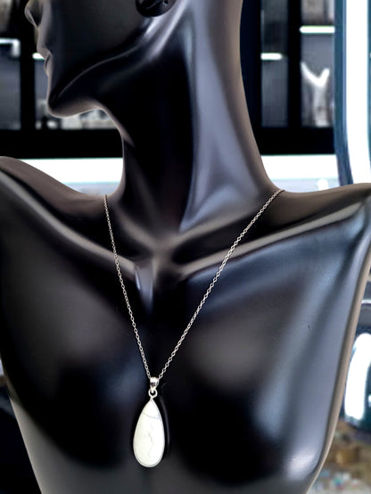 ♥️Sterling Silver Pear Shaped Howlite Drop Pendant Necklace