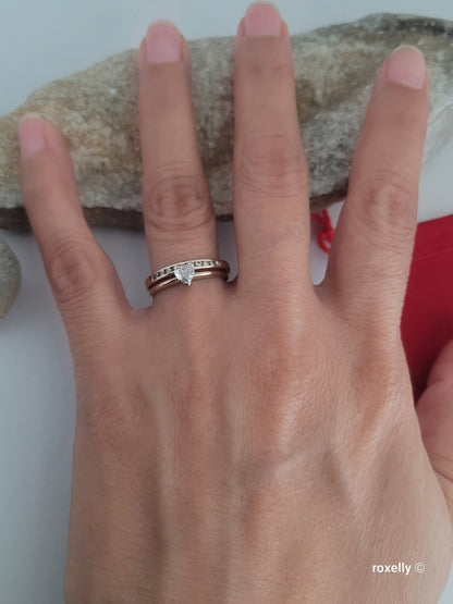 ❤️14k Size 7 Amazing Solid Yellow Gold Genuine Diamonds Two Rings (Joined)!