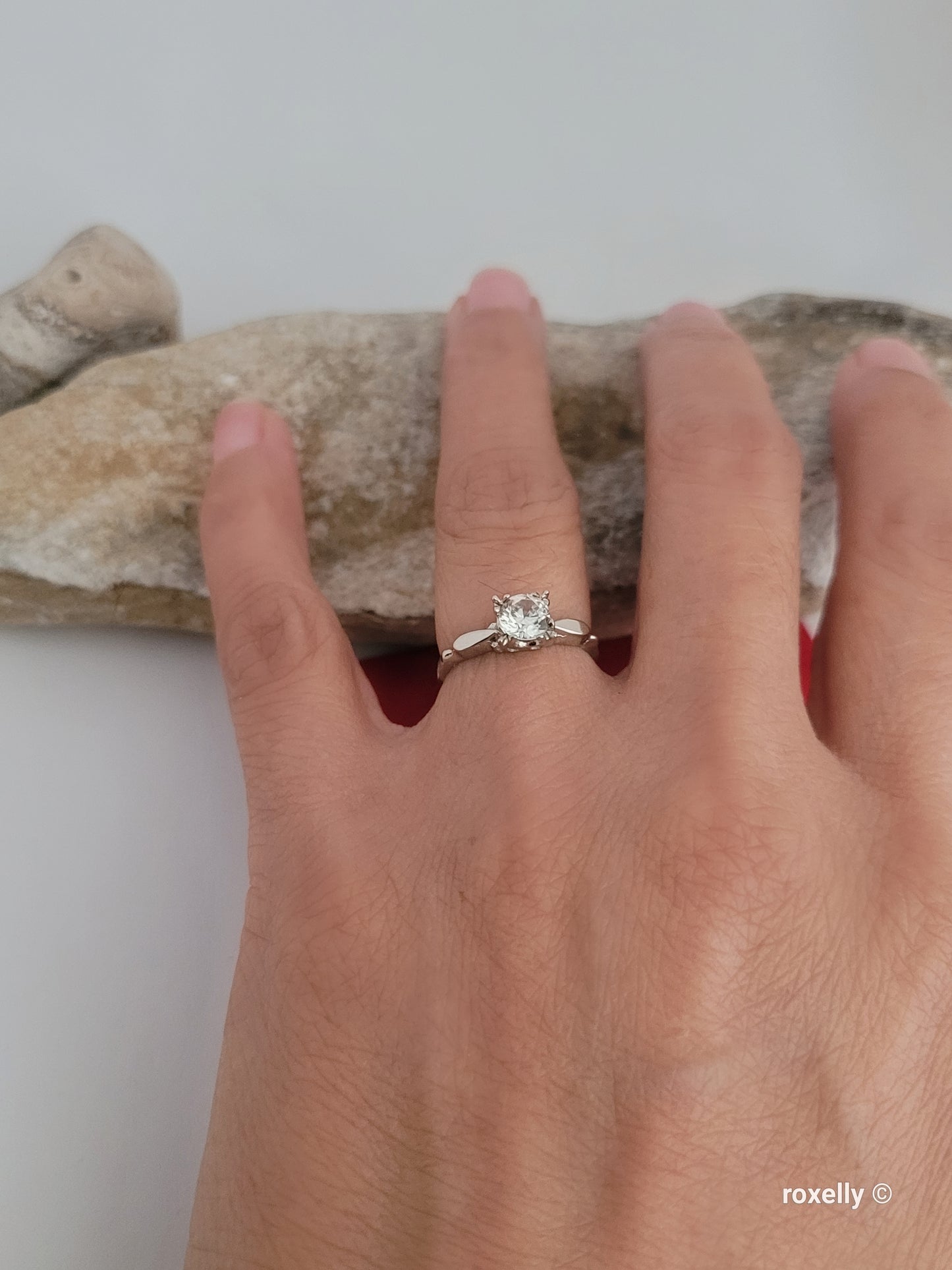 ❤️14k Size 4.5 Beautiful Solid White Gold Topaz Gemstone Ring!