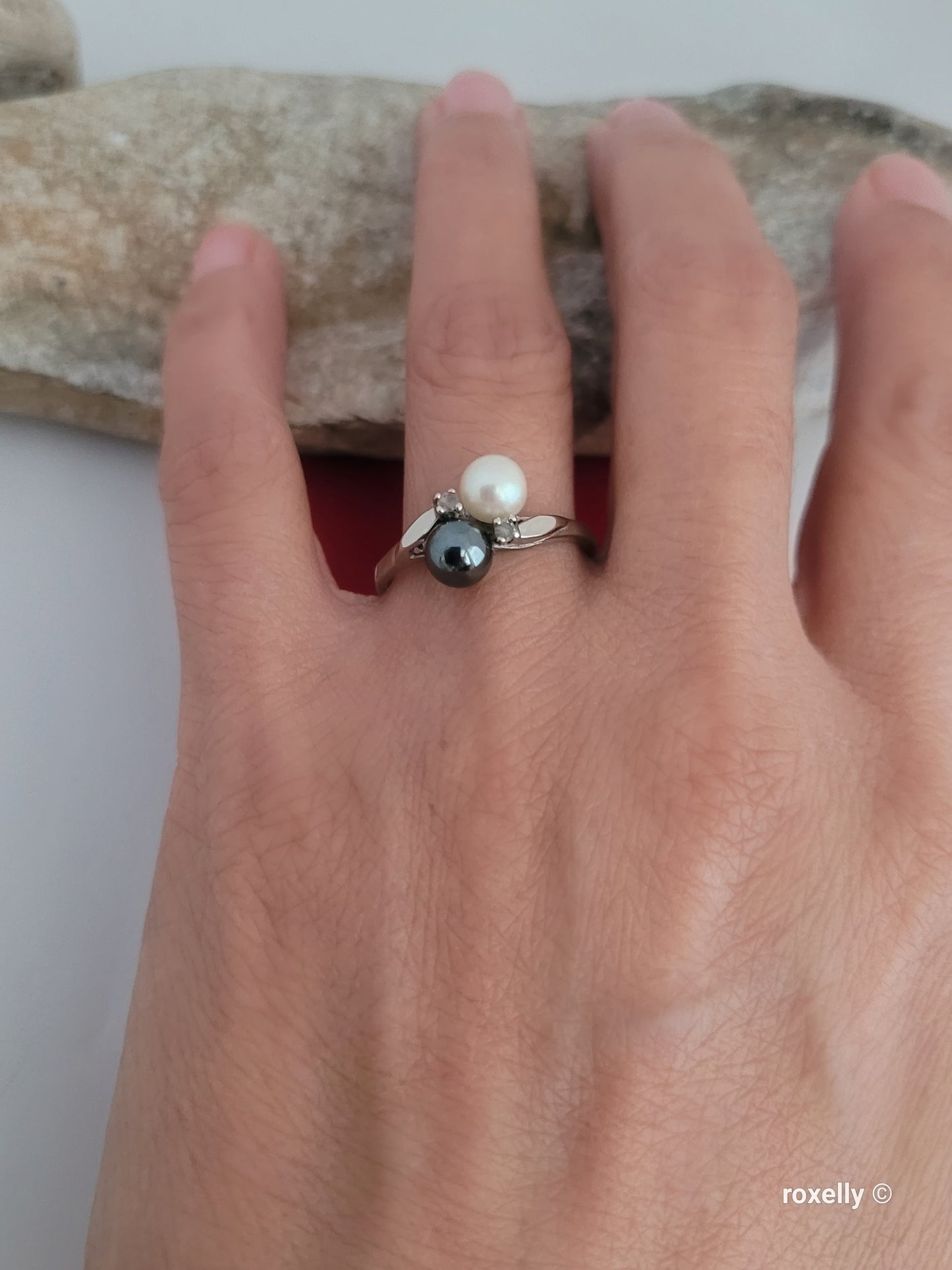 ❤️10k Size 9.25 Beautiful Solid White Gold Fresh-Water Pearl and Hematite Ring!
