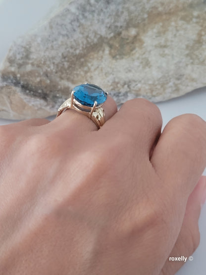❤️10k Size 7 Gorgeous Solid Yellow Gold Blue Topaz Ring!