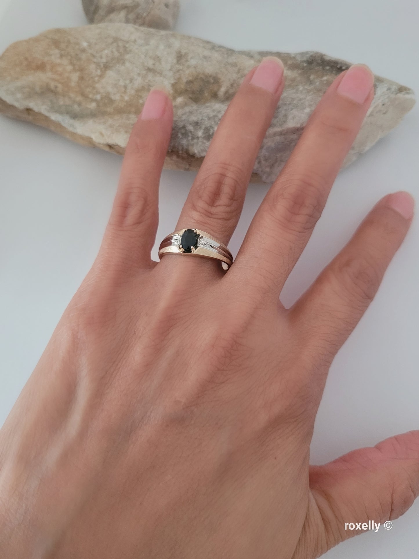 ❤️10k Size 10 Beautiful Solid Yellow Gold Sapphire Gemstone Ring!