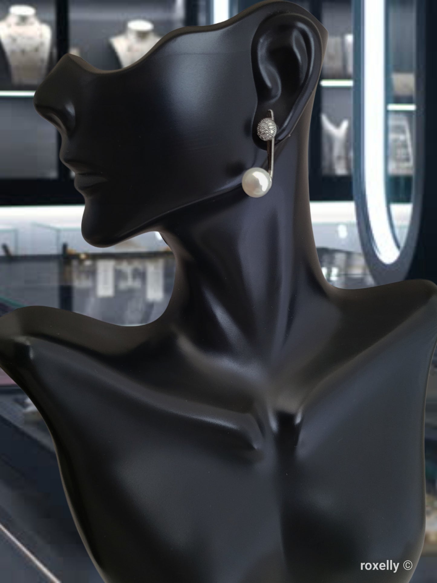 ❤️925 Lovely Sterling Silver Fresh-Water Pearl and CZ Earrings!